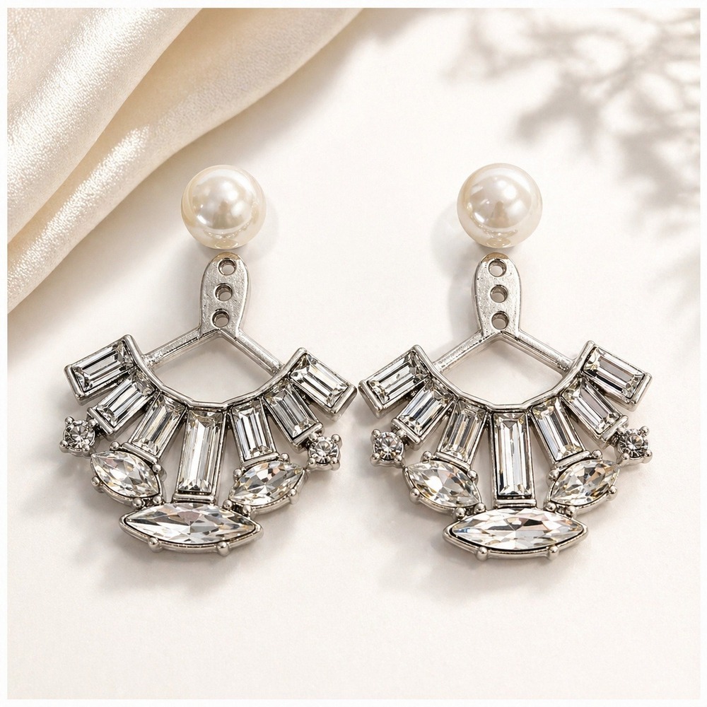 Stella & Dot Statement Earrings Crystal Rhinestone Pearl Drop Silver Tone‎ Glam